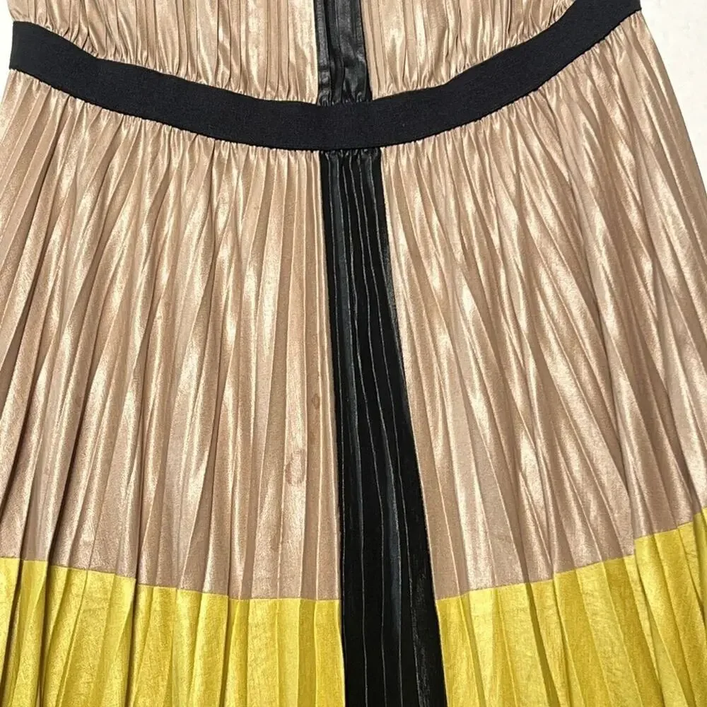 Lilyan Colorblocked Dress by BCBGMAXAZRIA NWT as is Flaw Flowy Wedding Guest sm - Picture 5 of 12